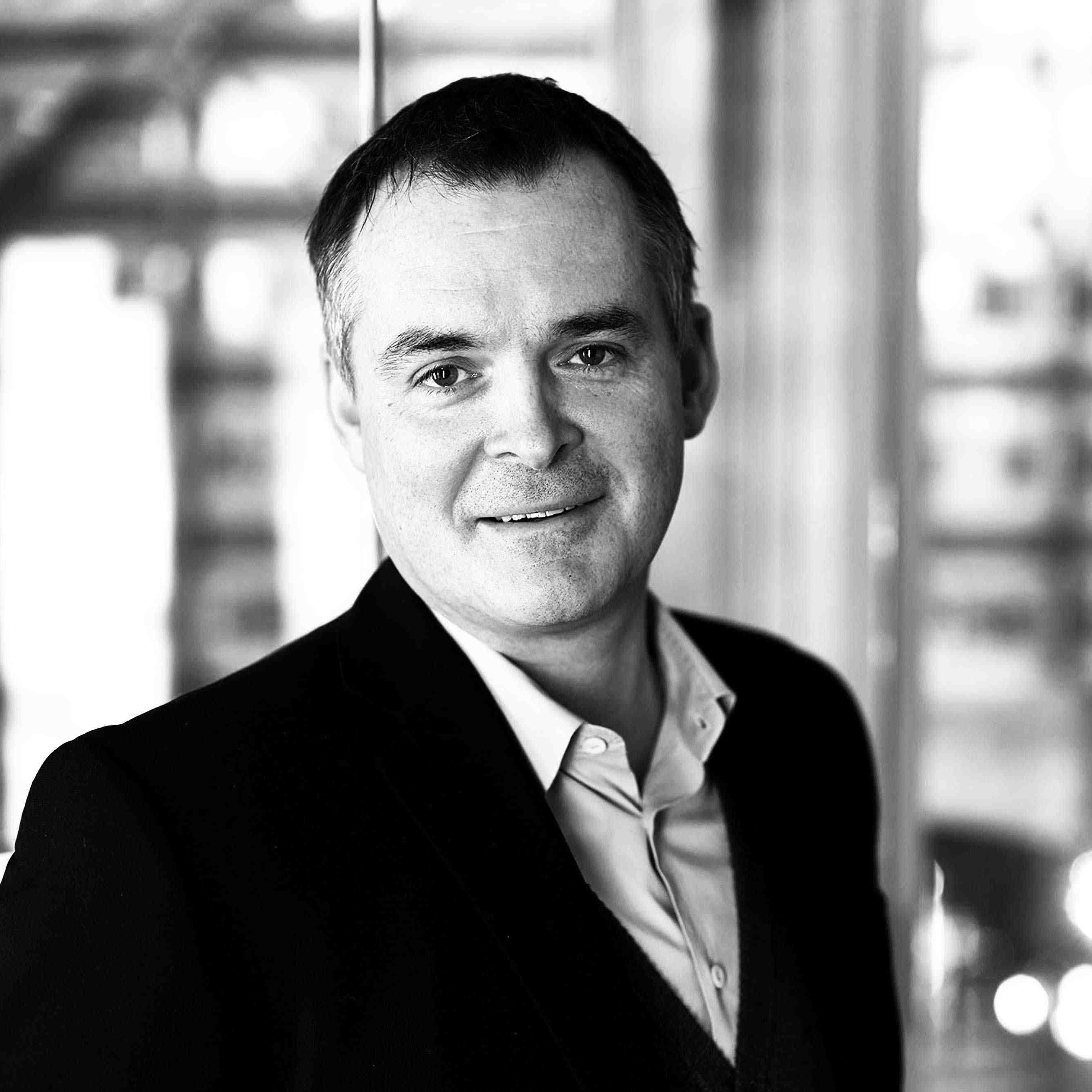 https://somfoundation.com/assets/general/Kent_Jackson_headshot_bw_square_2026-10-26-223047_sifh.jpg